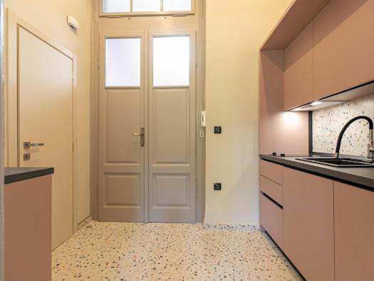 Polai Park Apartments エクステリア 写真