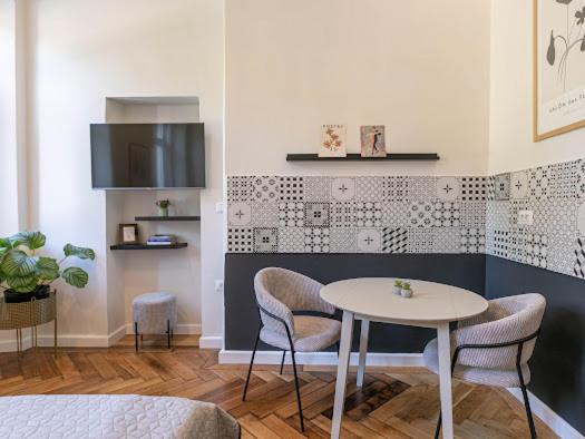 Polai Park Apartments エクステリア 写真