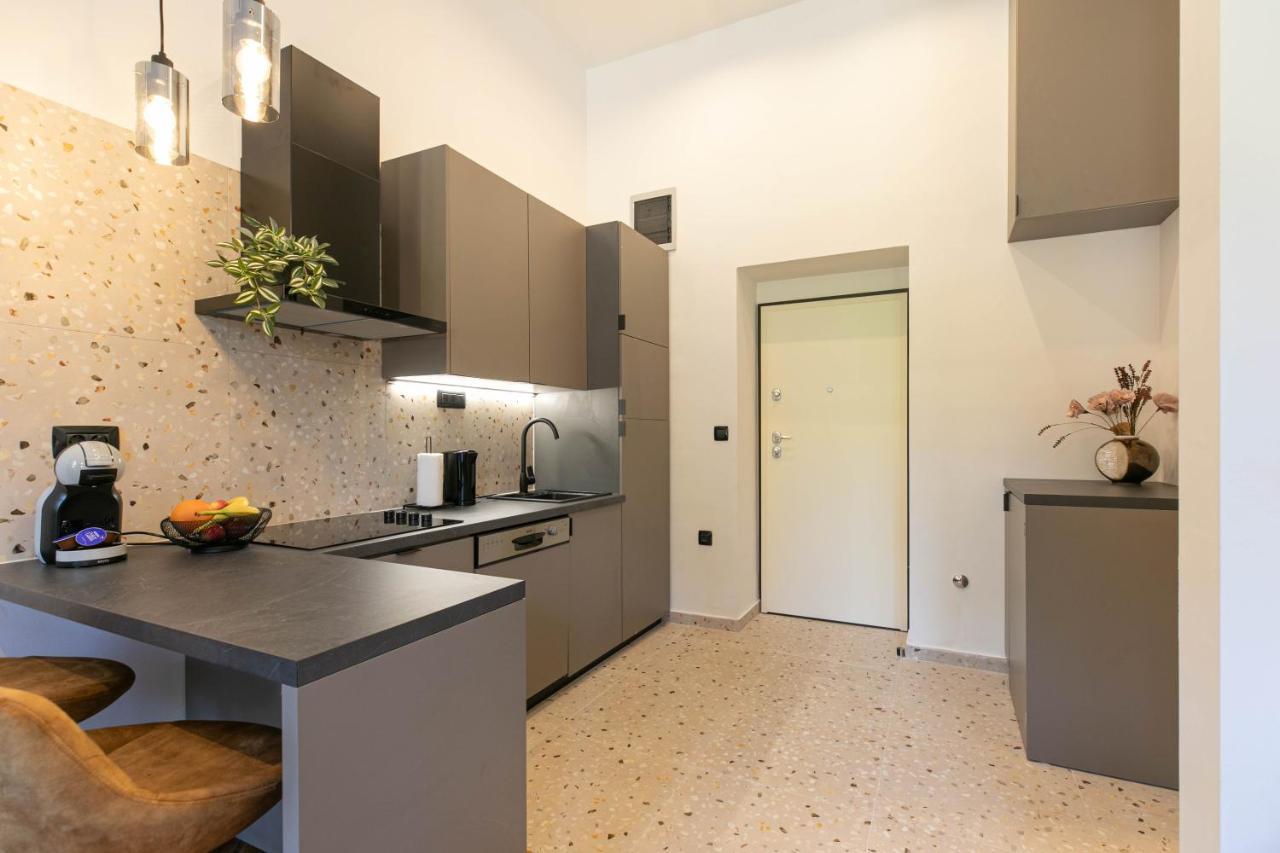 Polai Park Apartments エクステリア 写真